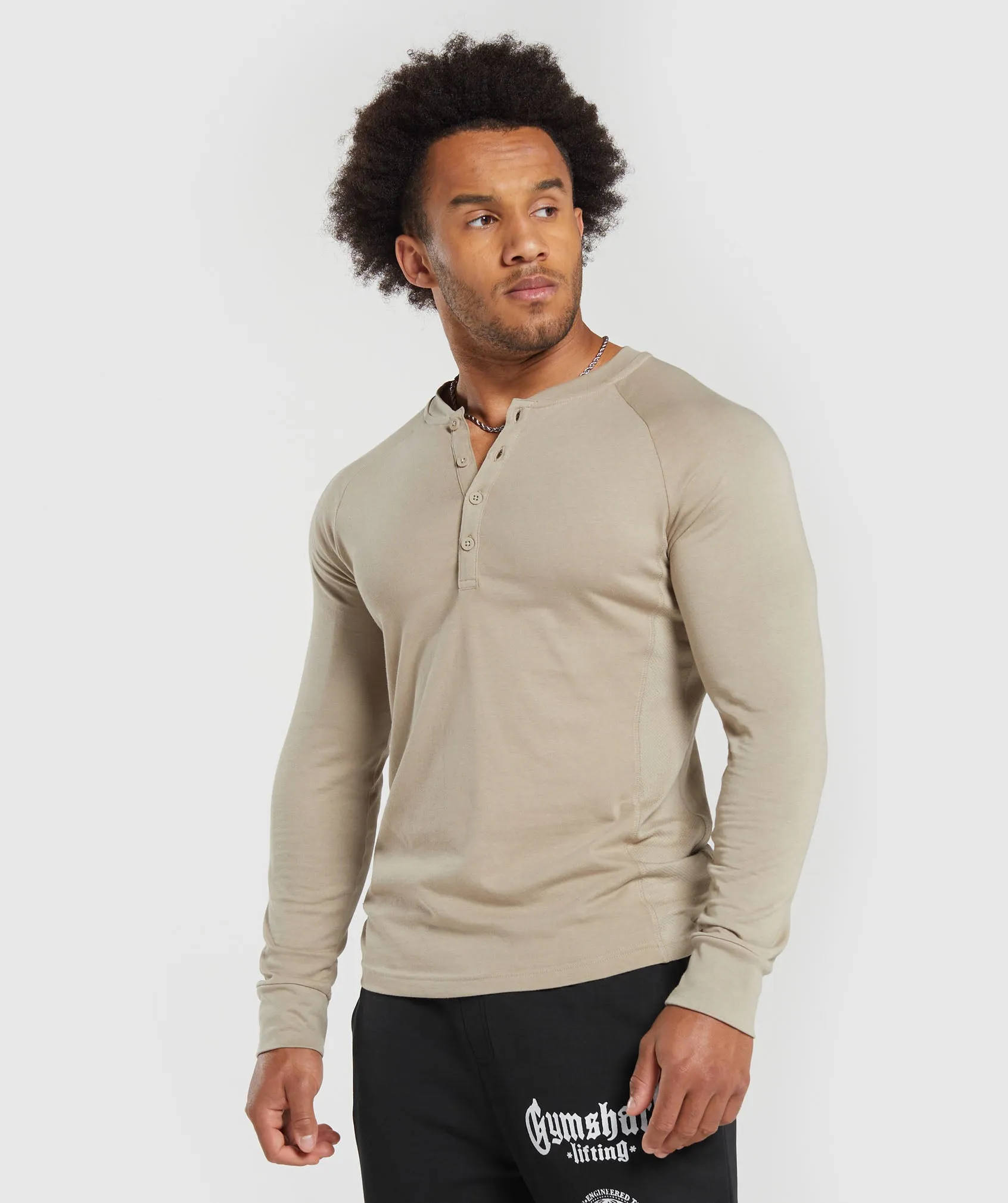 Gymshark Rest Day Essentials Henley - Sand Brown