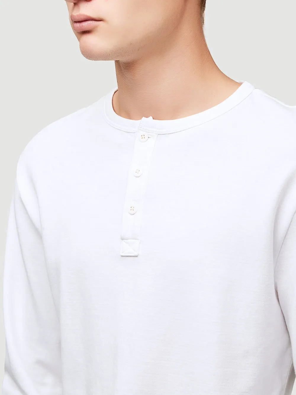 Long Sleeve Henley -- Blanc
